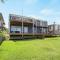 Sticks by the Sea - pet-friendly coastal home