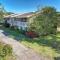 Ocean Cove - cosy retreat steps from beach & cafes