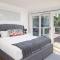 Aarini Cottage - The Ultimate Beachside Escape!