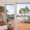 Aarini Cottage - The Ultimate Beachside Escape!