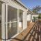 Rileys Retreat - coastal home close to beach