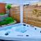 Private New Garden Apartment W Hot Tub