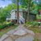 Lakefront Escape Hot Tub & Sauna Retreat
