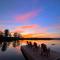 Lakefront Escape Hot Tub & Sauna Retreat