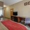 Comfort Inn Walcott near Davenport