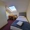 Hotel 65