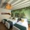 Sandi Hotel