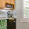 Riverfront Florida Studio with Pool and Hot Tub Access