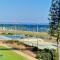 Seafront 2bd Duplex With Stunning Sea Views & Pool