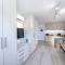 C-premium Apts 100m From Beach And City Centre