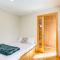 Lake and Pool Access Peaceful Retreat in Duluth
