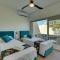 Seafront 2bd Duplex With Stunning Sea Views & Pool