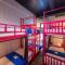 Slumber Surf Phuket Kata