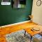 2 Large Bedroom House By Homebird Property Management Short Lets & Serviced Accommodation Leeds With Private Parking & Garden