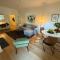 Stylish Art Deco on the Park