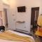 The 8 Rooms House