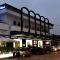 Business Hotel