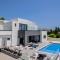 Exclusive 7-Bdr Villa with Panoramic Views & Saltwater swimming pool!