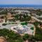 Exclusive 7-Bdr Villa with Panoramic Views & Saltwater swimming pool!