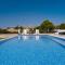 Exclusive 7-Bdr Villa with Panoramic Views & Saltwater swimming pool!