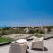 Exclusive 7-Bdr Villa with Panoramic Views & Saltwater swimming pool!