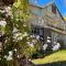 Capers Cottage and Barn Accommodation