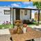 Nefeli's Dollhouse Caravan 3 minutes from Geroskipou Beach