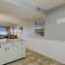 Steps to Oceanside Condo