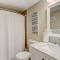Steps to Oceanside Condo