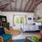 Poponi Cottage cottage
