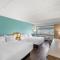 The Harborview on Lake Michigan, Ascend Hotel Collection