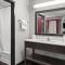 Quality Inn & Suites Pearsall