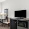 Quality Inn & Suites Pearsall