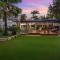 Absolute Beachfront Family Retreat