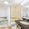 Days Inn by Wyndham Fort Lauderdale-Oakland Park Airport N