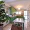 Two Bedroom Garden Cottage in Quiet Street