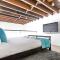 Oversized Designer Warehouse In Surry Hills City