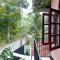 Le Meridien BnB & Travels