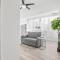 Condado Modern Urban Studio Couple's Retreat