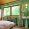 Rustic Retreat in Houvegné