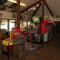 Soledad Canyon Deluxe Cabin 23