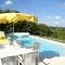 Holiday Home in Limoges with Saltwater Pool