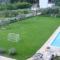 Villa with with 5 apartments in Peracko Blato