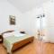 Snug Apartment in Celina with Swimming Pool