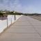 Superb beachfront villa with guest house 50m opposite