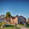 Flat on a farm with swimming pool and many activities