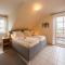 Apartment in Friedrichskoog-Spitze with parking space