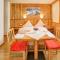 Comfortable apartment in Längenfeld with ski storage