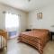 Cosy holiday home in Tuscany with shared swimming pool