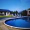 Comfortable holiday homes, swimming pool, Rewal
